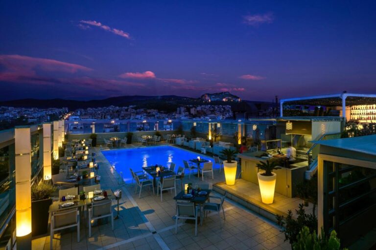 18 Best Hotels in Athens